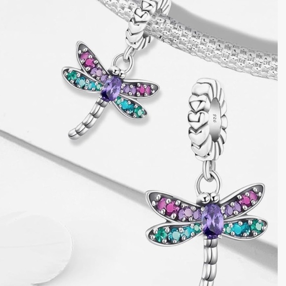 Sterling silver dragonfly in blue and purple fits all Pandora bracelets - Picture 2 of 3